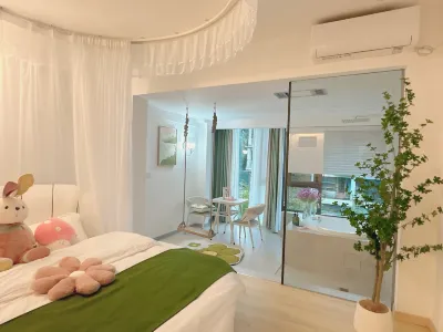 Anning Hot Spring Mushroom Building 쿤밍 간부 요양원-실내 온수 수영장 주변 호텔