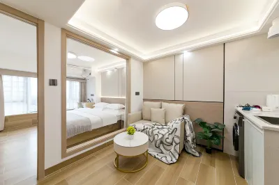 Elegance Hotel  (Xiamen North Station Store) Hotels in 
