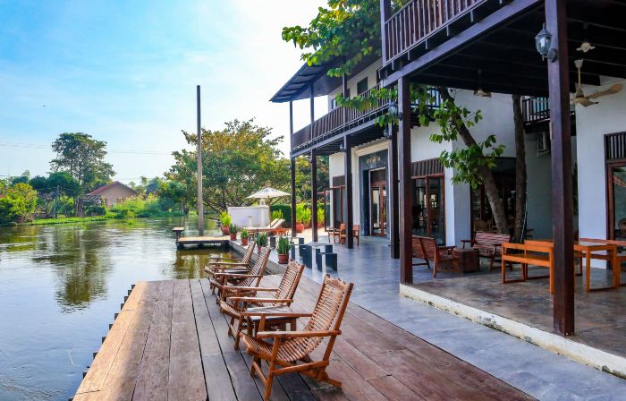 The Bank River House