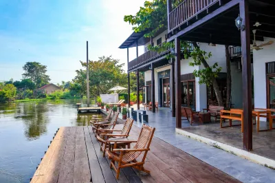 The Bank River House Hotels in Ang Thong
