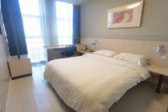 Jinjiang Inn (Tianjin Binhai International Airport Huaming Industrial Park) Hotels in Tianjin