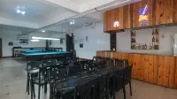 RedDoorz @ Western Bicutan Transients Inn