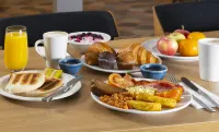 Holiday Inn Express STAFFORD by IHG - servizio colazione