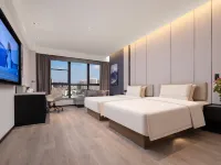 Atour Hotel Wenling Zeguo Lingyue Plaza Hotels near Wenling Railway Station