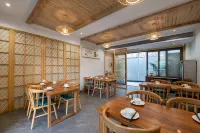 Tranquil Maple Residence Embracing Nature View Resort Hotels in Bijie