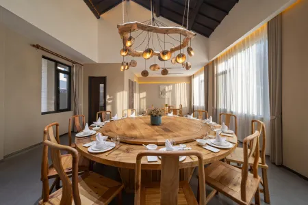 Yinju Life in Baimiwan Отели рядом с достопримечательностью «Little Tianzhu Temple»