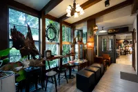 The Escape Ratchayothin - pet friendly