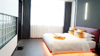 Nansha Shuying Theme Hotel