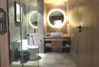Yueting Chun Boutique Hotel - balcony