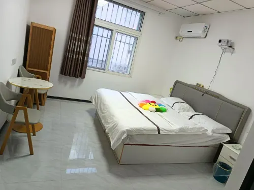 Liaoyang County Jiachen Express Apartment