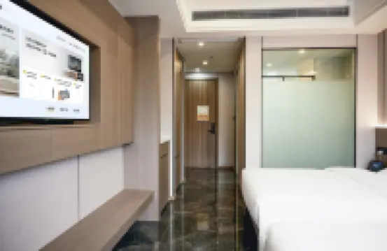 Shehong Mingke Grand Hotel (Ziyun Park)