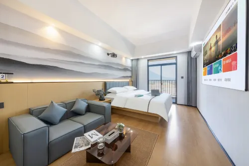 花季飯店（莆田動車站國投城市廣場店）