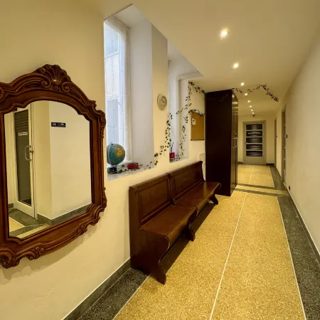 Guesthouse The Shuttle Отели рядом с достопримечательностью «Стадион имени Армандо Пикки»