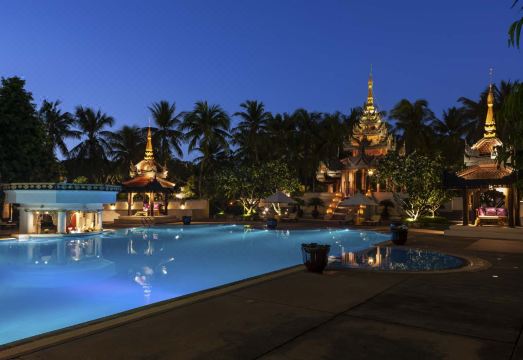 Mandalay Hill Resort - Housity