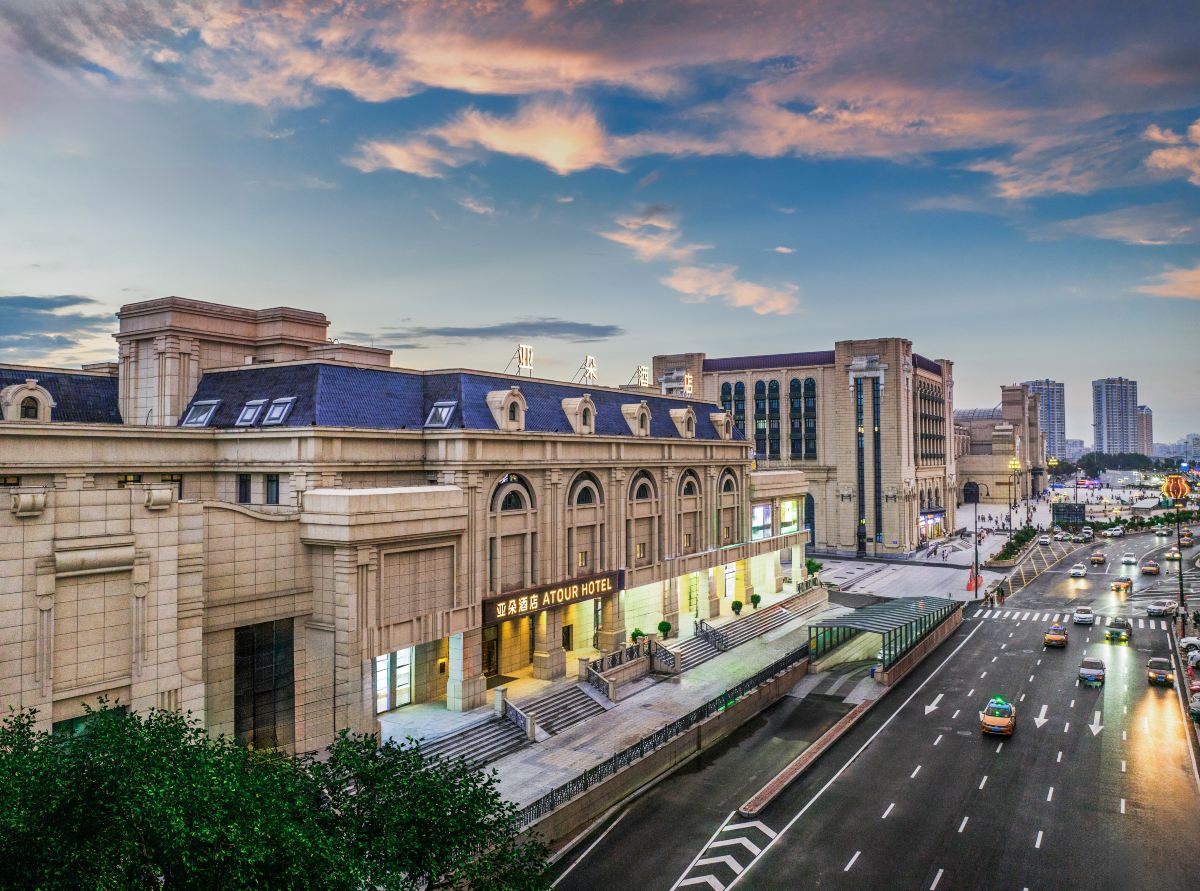 Yagao Hotel (Harbin Central Street Branch)