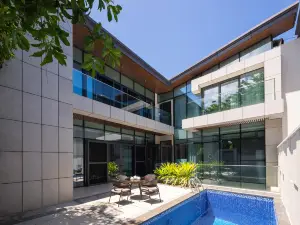 Floral Xingfuli Villa (Haitang Bay International Duty-Free City)