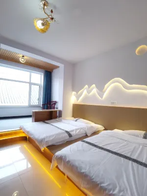 Yesanpo Baili Gorge Yunhui Farmstay Hotels near Juma River