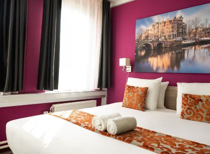 Amsterdam Teleport Hotel