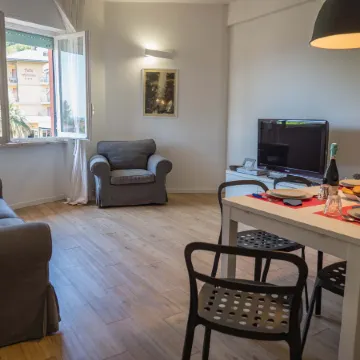 Scimiscià 2 bedroom Apartment Отели рядом с достопримечательностью «Пляж Феджина»