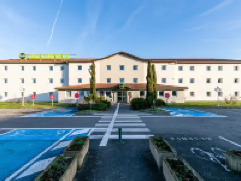 ホテル ロワ ソレイユ コルマール コルマールのホテル