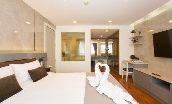 Shine@Thonglor (sukhumvit)