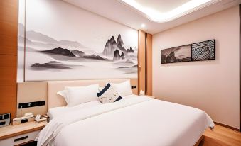 Muxi Foot Road · Hotel (Ping An Bus Station)