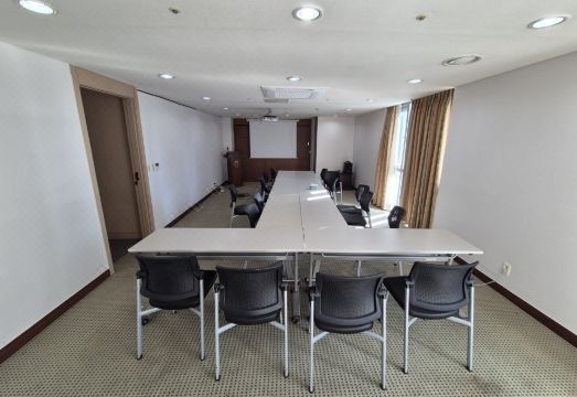 W 레지던스 호텔 센텀시티 객실과 창밖 뷰