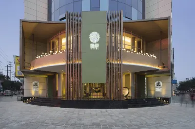 Nantai Crystal Hotel (Chongzhou Branch)
