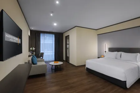 Harper Premier Nagoya Batam