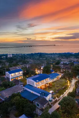 Weizhou Island Seaside Customized Resort Hotel Отели рядом с достопримечательностью «Остров Чжунхуа»