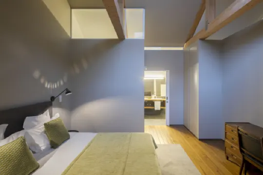 コンデス デ アゼベド パレス