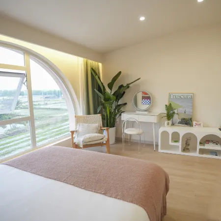 Dream Building · Garden Castle Family Homestay