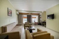 Hotel CK International By Pax Hotels Hotels near Chadwick Falls