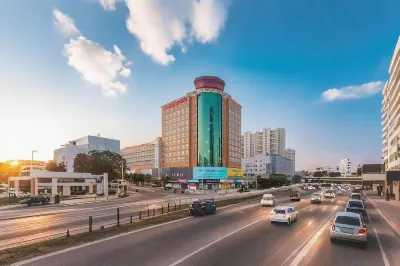 Homeinn Plus Hotel (Taiyuan Yingze Street Railway Station) Hotel di Railway Station