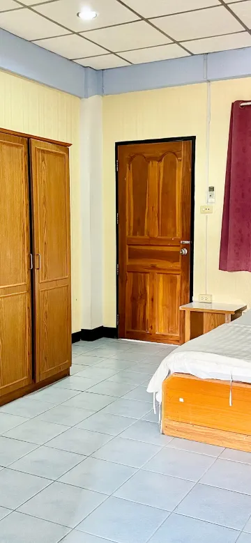 ห้องสแตนดาร์ด เตียงใหญ่ 1 เตียง