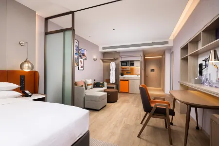 HOME2 SUITES BY HILTON SHANGHAI HONGQIAO CAOHEJING