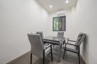 Zhanluan Yishe Guesthouse (Enshi Grand Canyon Tourist Pick-up Point Branch)