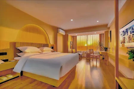 Guang'an Huameixi Hotel(Qianfeng District Sports Center) Отели рядом с достопримечательностью «Baimaxiang Passenger Transport Terminal»