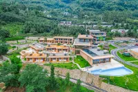 Qinggang Gedao Yunqi Hotel (Yingjing Qinggang Scenic Area)