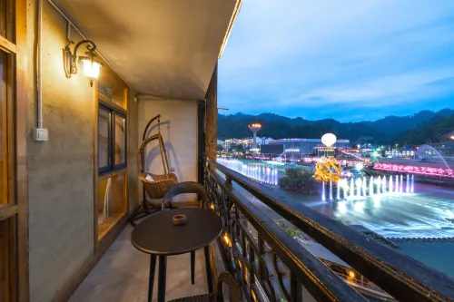 Erduo Youhongle River View Hostel (Fenghuang Old Town) - suối nước nóng
