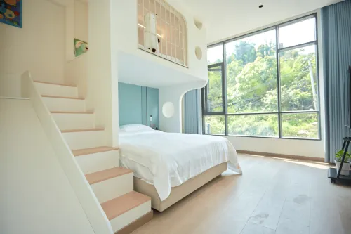 Seclude · Xiyuan Linluan Viewing Resort (Huangguoshu Waterfall Scenic Area Branch)