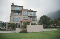 Tonglu · Yishan Jianshu · Pool & Courtyard Holiday Mountain Residence (National Forest Park Branch) Hotels in Daqi Mountain Scenic Area