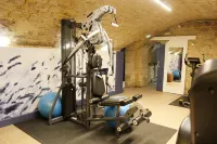 Hotel Litteraire Arthur Rimbaud, BW Signature Collection - Gym