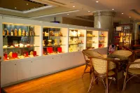 Balin Hotel - parkir