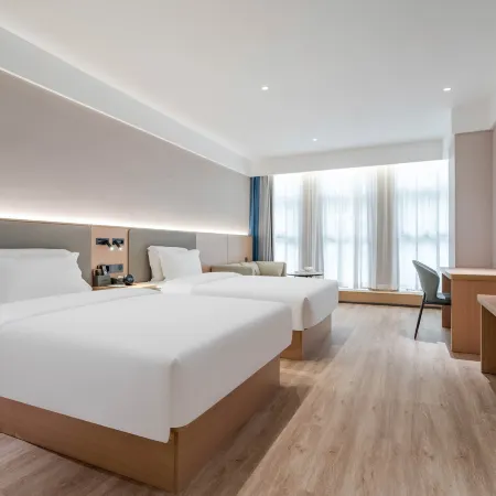 Milan International Holiday Hotel
