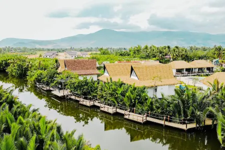 RiverTree Villa & Resort