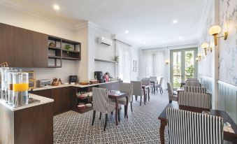 Artotel Casa Hangtuah