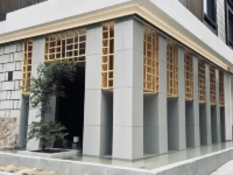 SANTA Shaanta Ya Mountain Lodge Hoteles en Daocheng