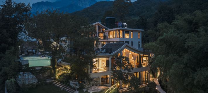 Shuiquan Yingyue Homestay (Huixian Baligou Branch) Hotels in Huixian