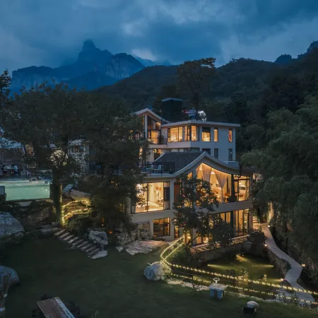 Shuiquan Yingyue Homestay (Huixian Baligou Branch)